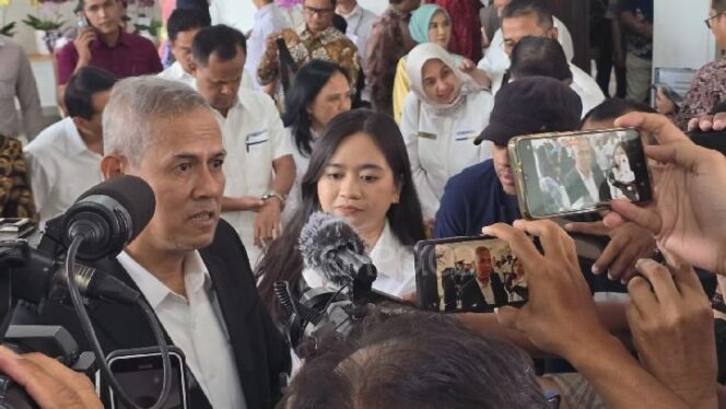 
					Anggito Abimanyu Resmi Pimpin LPS: DPR Setujui