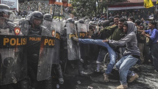 
					Tragis: Daftar Korban Meninggal dalam Demo Hingga 2 September