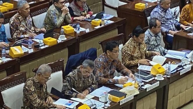 
					Menkeu Purbaya ‘Digoreng’ DPR: Jurus Ampuh Bayar Utang Negara?