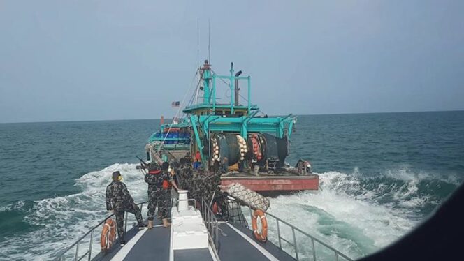 
					Dua WNA Filipina Kena Batunya: Illegal Fishing, Langsung Diciduk KKP!
