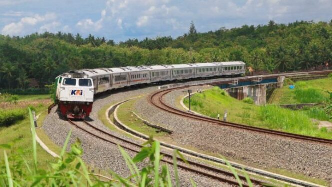 
					Cara Dapat Diskon Tiket Kereta HUT KAI: Jangan Sampai Kelewatan!