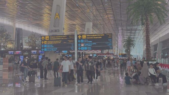 
					Rekor! 5,44 Juta WNI Liburan ke Luar Negeri di Awal 2025