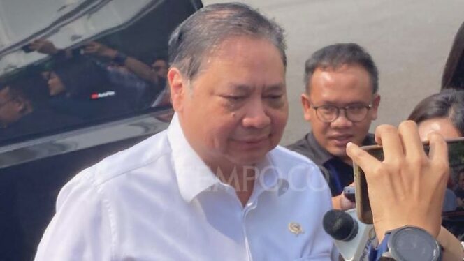 
					8 Program Ekonomi Pemerintah 2025: Untung atau Buntung?