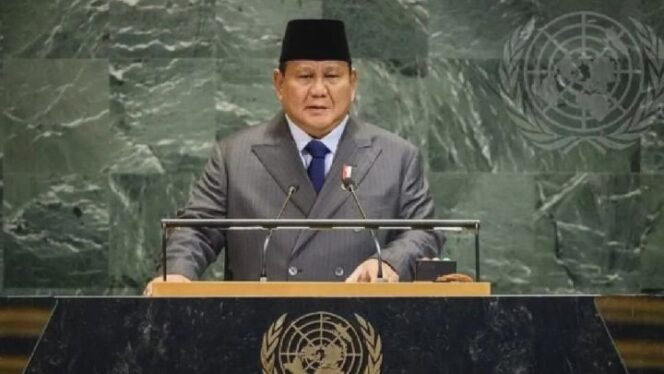 
					Prabowo ‘Meleduk’ di PBB? Mikrofonnya Error!