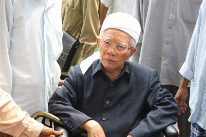 Kisah Langka Kiai Masduqi: Menolak Gaji PNS, Justru Hidupnya Penuh Keberkahan