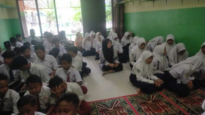 
					Bukan Sekadar Baca Qur’an, Begini Cara SMP PGRI 6 Bentuk Disiplin dan Mental Siswa