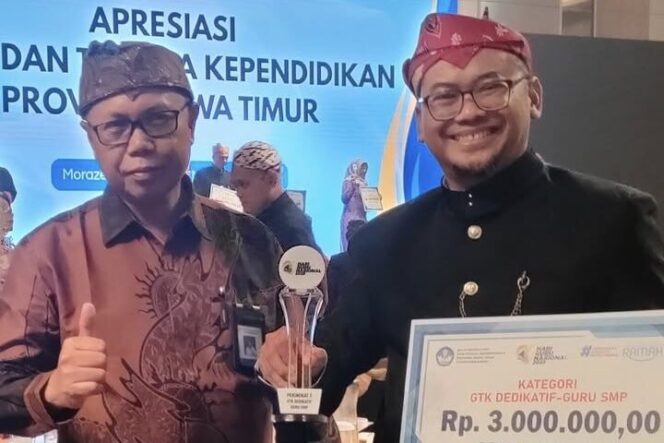 
					Dua Guru Sidoarjo Borong Juara 1 GTK Jawa Timur 2025, Ini Inovasi Keren yang Mereka Tampilkan