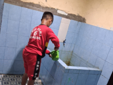 SMP PGRI 6 Surabaya Wujudkan Sekolah Hijau