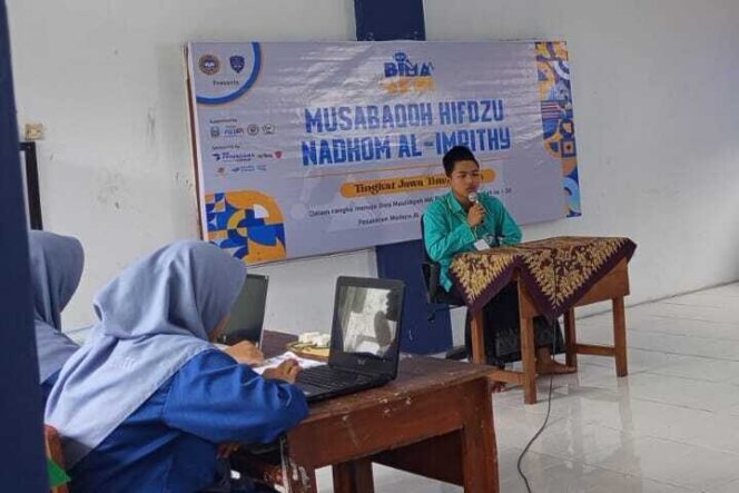 
					Ketekunan Santri yang Berbuah Prestasi: Santri Darussalamah Krian Raih Juara Hafalan Imrity Tingkat Jatim