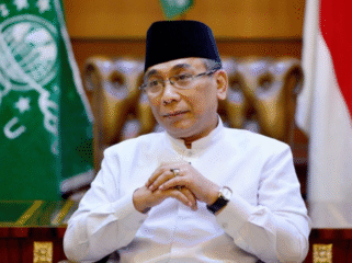 Sepak Terjang Ketua PBNU KH Yahya Cholil Staquf yang dimakzulkan