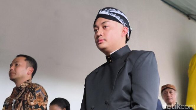 
					Usia 23 Tahun Sudah Jadi Raja, Begini Perjalanan Pendidikan Paku Buwono XIV