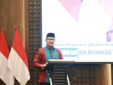 Kepala Dinas Pendidikan Provinsi Jawa Timur, Dr. Aries Agung Paewai, S.TP. MM. beri apresiasi kontribusi JSIT Jatim