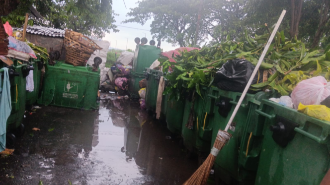 
					Musim Hujan Picu Banjir, Ini Imbauan Kepala SMP PGRI 6 Surabaya untuk Warga