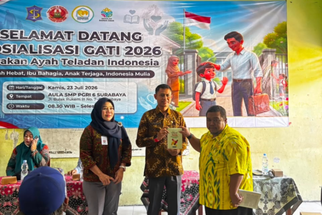 
					Peringati Hari Anak Nasional, SMP PGRI 6 Surabaya Sosialisasikan Gerakan Ayah Teladan Indonesia