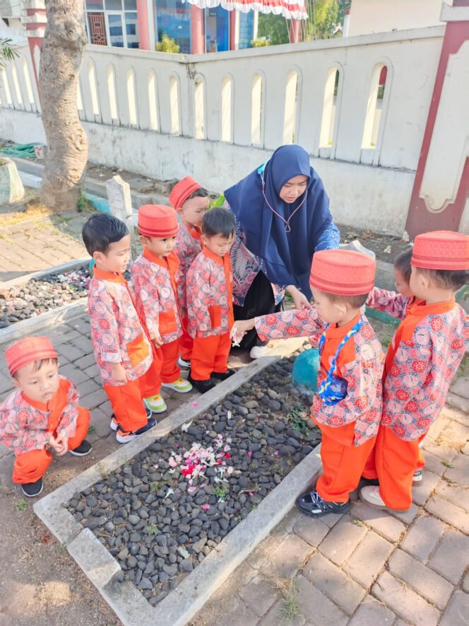 
					Tak Sekadar Ziarah, Cara KBIT BIC Kenalkan Sejarah dan Kepahlawanan kepada Anak