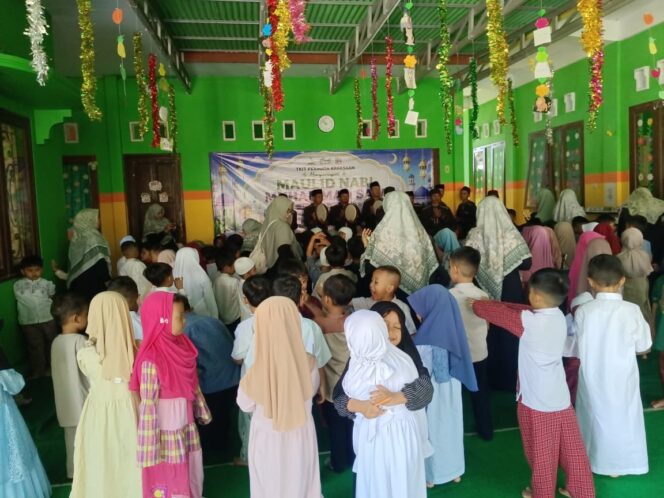 
					Maulid Nabi di TKIT Permata Kraksaan, Kenalkan 4 Sifat Rasul Sejak Dini