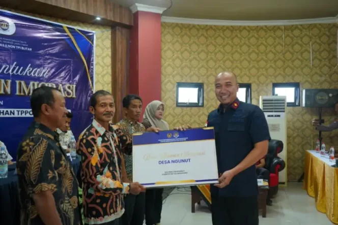 
					Benteng Desa Melawan Perdagangan Manusia: Imigrasi Blitar Perluas Jaringan Pencegahan TPPO