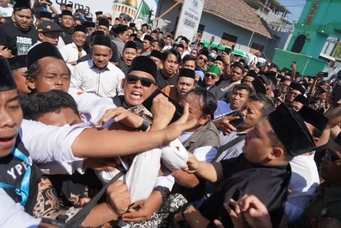 
					Di Bawah Terik Tambakberas: Suara Nahdliyin Muda Mengawal Marwah Muktamar PBNU