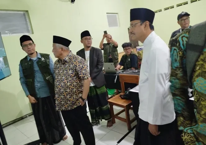 
					Ketika Santri Berteknologi: Inovasi Digital Mengawal Muktamar NU ke-35 di Jombang