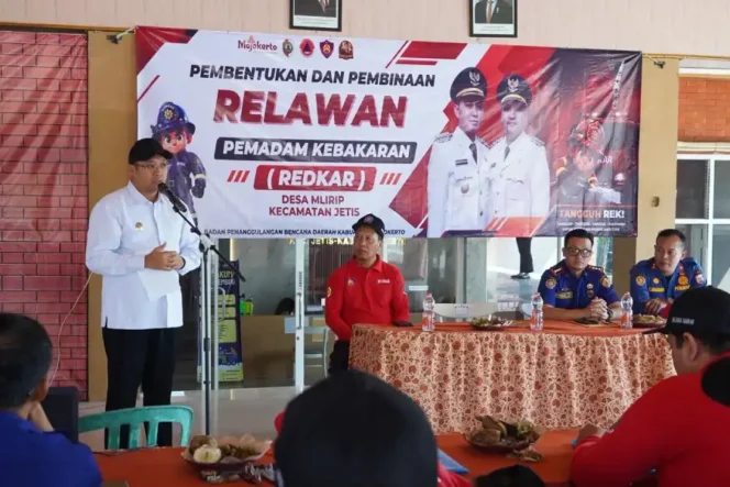 
					Menyemai Kesiapsiagaan di Pelosok: REDKAR Mojokerto dan Edukasi Penanganan Kebakaran