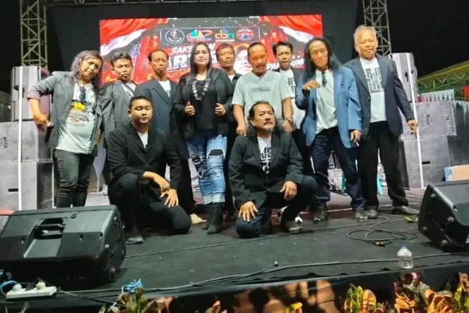 
					Panggung Merdeka Blitar: Wadah Talenta Lokal Berpadu Dangdut Rock Bergengsi