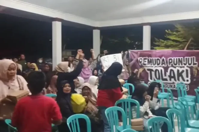 
					Warga Bangunsari Madiun Tolak TPST, Sosialisasi DLH Berujung Mediasi Tanpa Keputusan Final