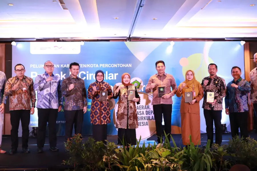 Dari Timbunan ke Titik Balik: Sidoarjo Merintis Jalan Ekonomi Sirkular Sampah Kemasan
