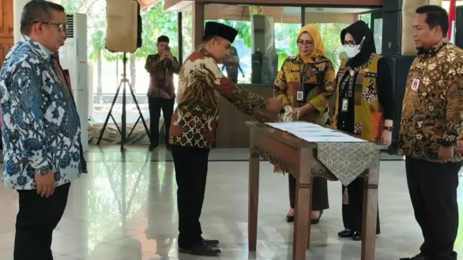 
					Direksi Baru Perumda Delta Tirta Sidoarjo Siap Mundur Jika Gagal Penuhi Target Kinerja
