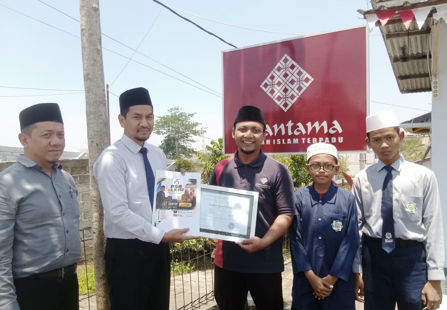 Kisah Inspiratif Santri eLKISI Wafdan: Alumni SDIT Insantama Malang Diuji Hafalan Hadis dan Raih ‘Mumtaz’