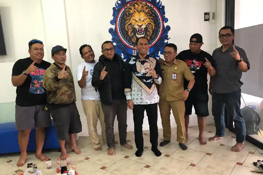 Menanti Pulang dari Samudra: Kisah Keluarga Korban KM Virgo di Mojokerto dan Janji Pemerintah