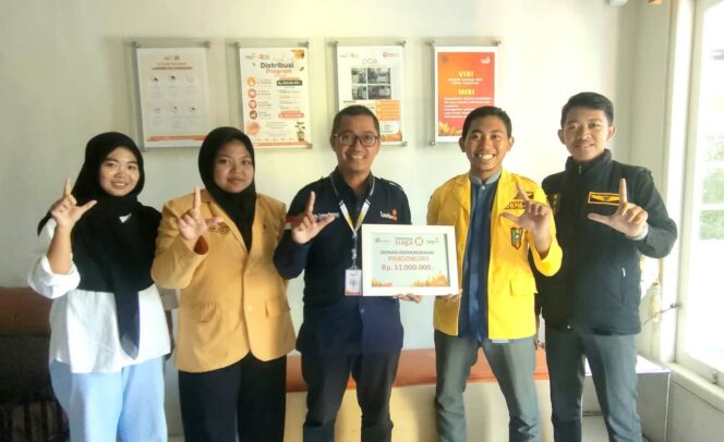 
					Pelajar Bojonegoro Salurkan Donasi Rp11 Juta untuk Korban Gempa NTT