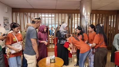 Api di Laut, Semangat Menari: Kisah Penari Gandrung Sewu yang Selamat dari Tragedi KMP Batumandi