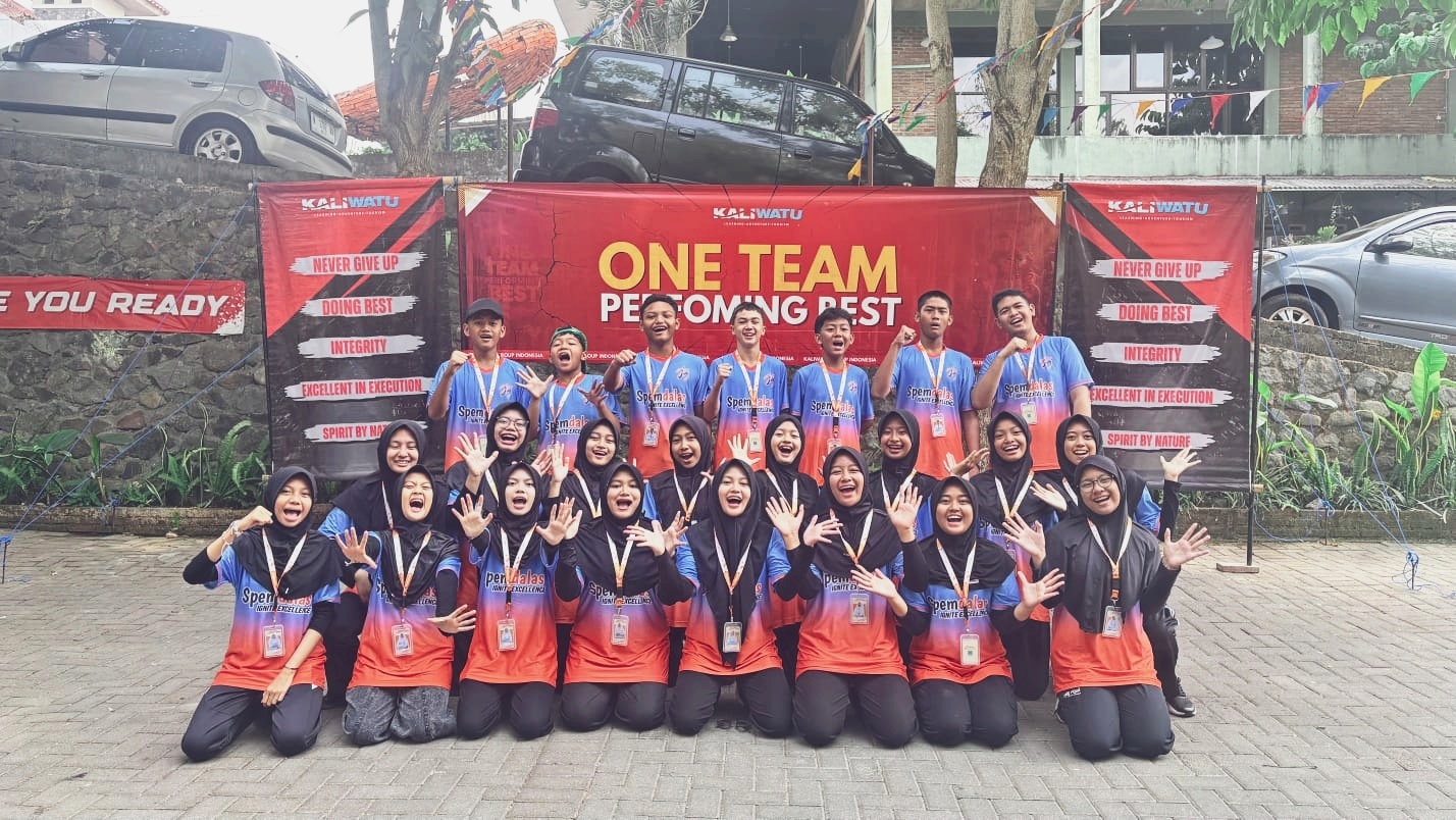 Brand Ambassador Spemdalas Perkuat Solidaritas dan Kepercayaan Diri Melalui Outbound di Kaliwatu