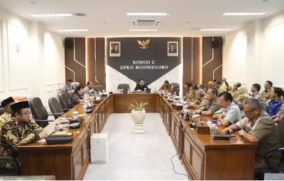 Dari Ember ke Akar Masalah: Bojonegoro Mengurai Benang Kusut Bencana dengan Solusi Jangka Panjang