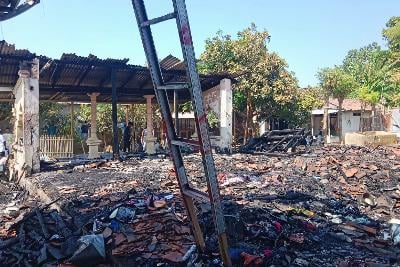 Dini Hari yang Membara di Situbondo: Dua Rumah Ludes, Kisah Perjuangan Melawan Api