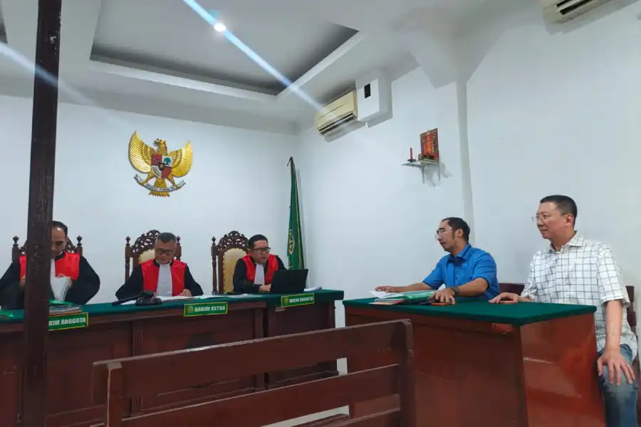 Jejak Koper yang Tak Kembali: Sengketa Konsumen Melawan Qatar Airways dan Ujian Kewenangan BPSK Surabaya