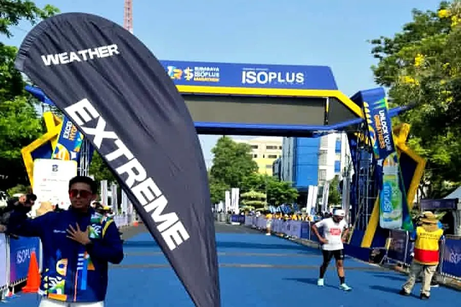 Ketika Aspal Membara di Kota Pahlawan: Kisah Penghentian Surabaya Isoplus Marathon 2026 Akibat Panas Ekstrem