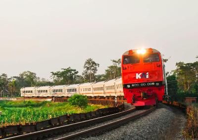 Ketika Roda Berhenti di Rewulu: Pelajaran dari Keterlambatan KA Kahuripan dan Komitmen Keselamatan KAI