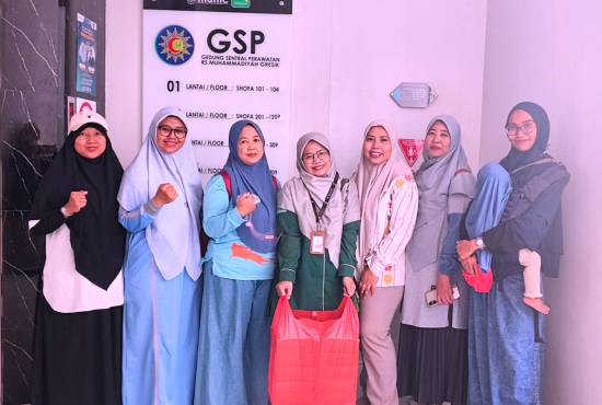 Komite SD Mugres Gerakkan Wali Murid Berbagi Makanan untuk Keluarga Pasien RSMG