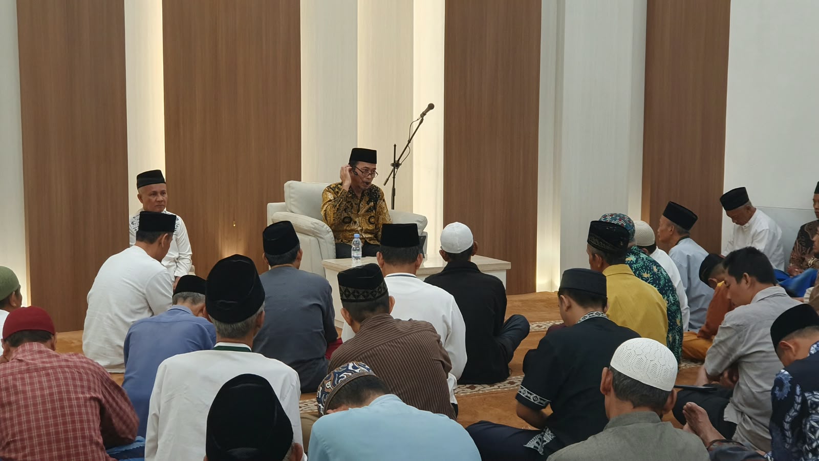 Kunci Hindari ‘Neraka Digital’: Ilmu, Etika, dan Tabayun untuk Keluarga