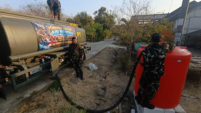 Musim Kemarau dan Asa Air Bersih: Batalyon Pangeran Timur Hadirkan Solusi di Kabupaten Madiun