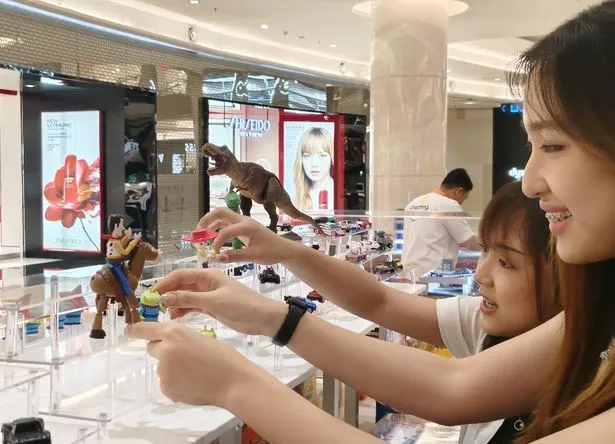 Pameran Blokees di Pakuwon Mall Surabaya: Buru Action Figure Edisi Terbatas, Ajang Kumpul Komunitas & Keluarga