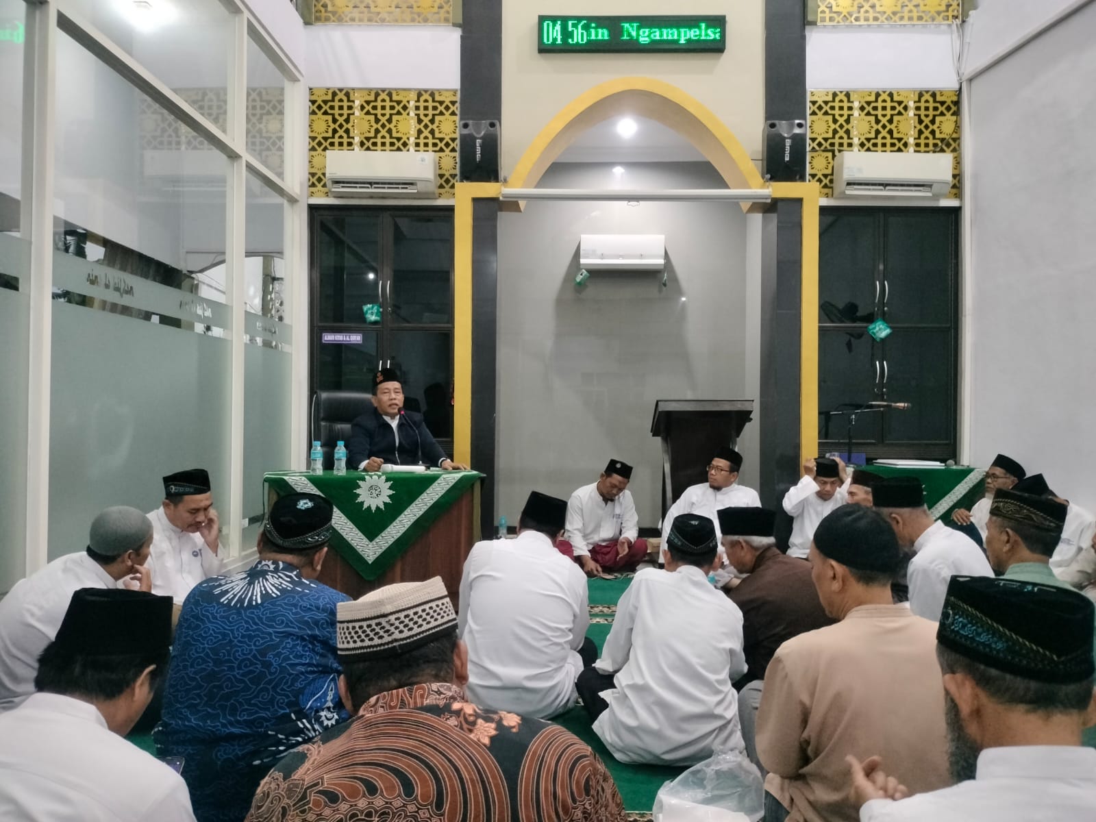 Perkuat Iman dan Ukhuwah Islamiah, Safari Ahad Subuh BKMM Sidoarjo Banjir Jemaah di Masjid Al-Amin