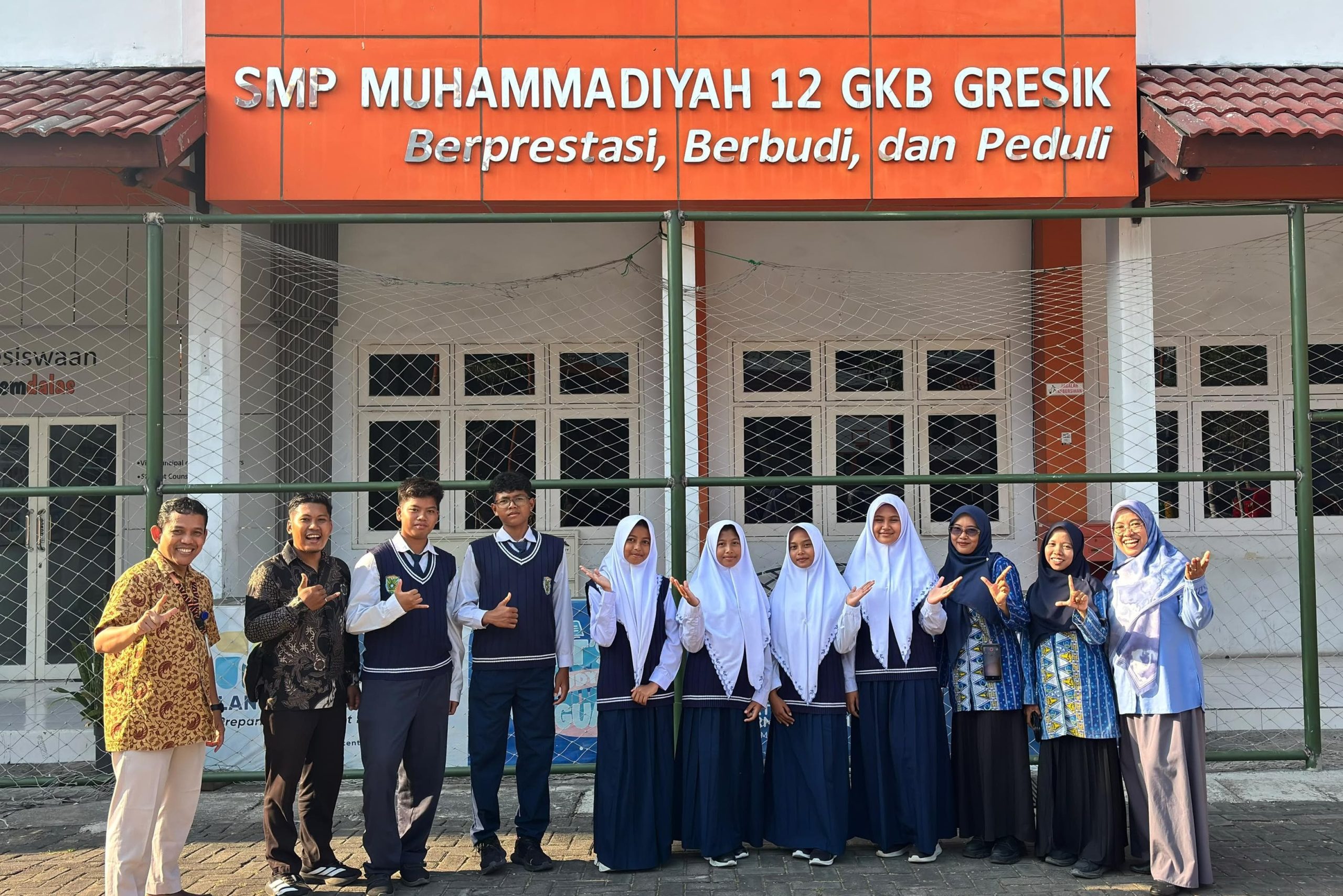 Perkuat Jejaring, SMP Muhammadiyah 3 Sangkapura Studi Banding Program Unggulan ke Spemdalas