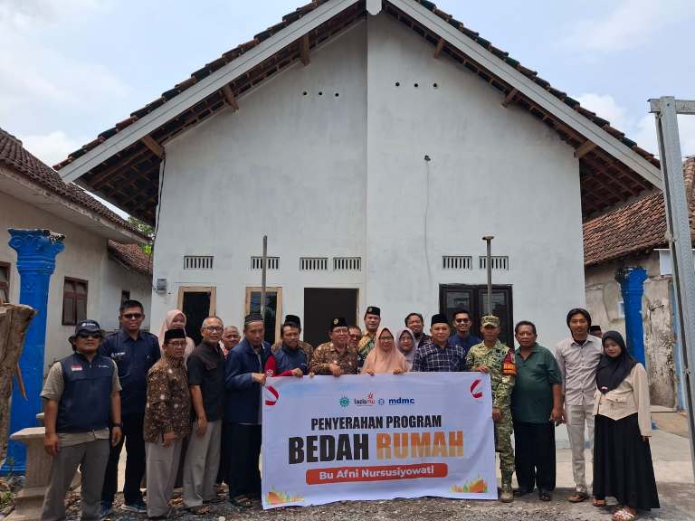 Renovasi Rumah Guru Afni di Lumajang Tuntas, Simbol Gotong Royong Muhammadiyah dan Masyarakat