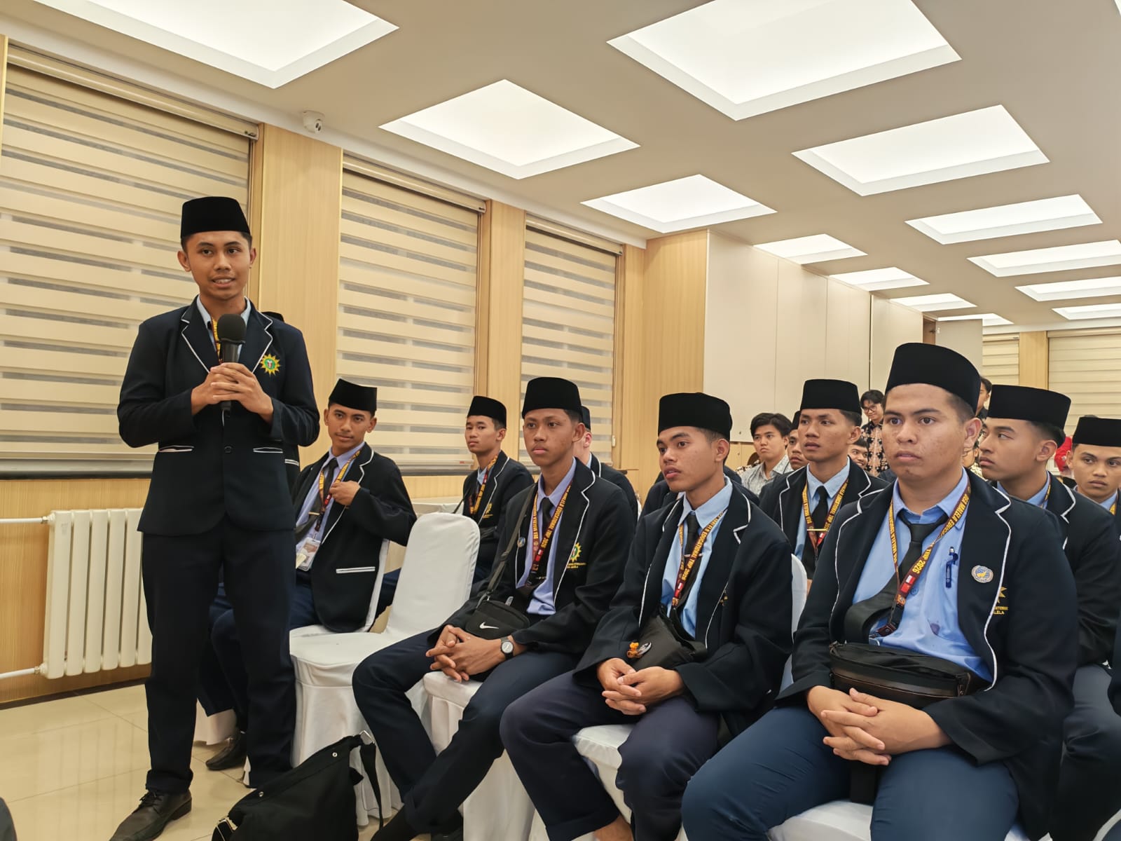Santri Dea Malela Dalami Diplomasi RI-Cina di KBRI Beijing Lewat EduTrip