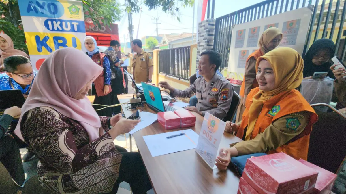 Sinergi 3 Pilar: Poskamling Goes to RT di Gedangan Sidoarjo Dekatkan Ragam Layanan Publik