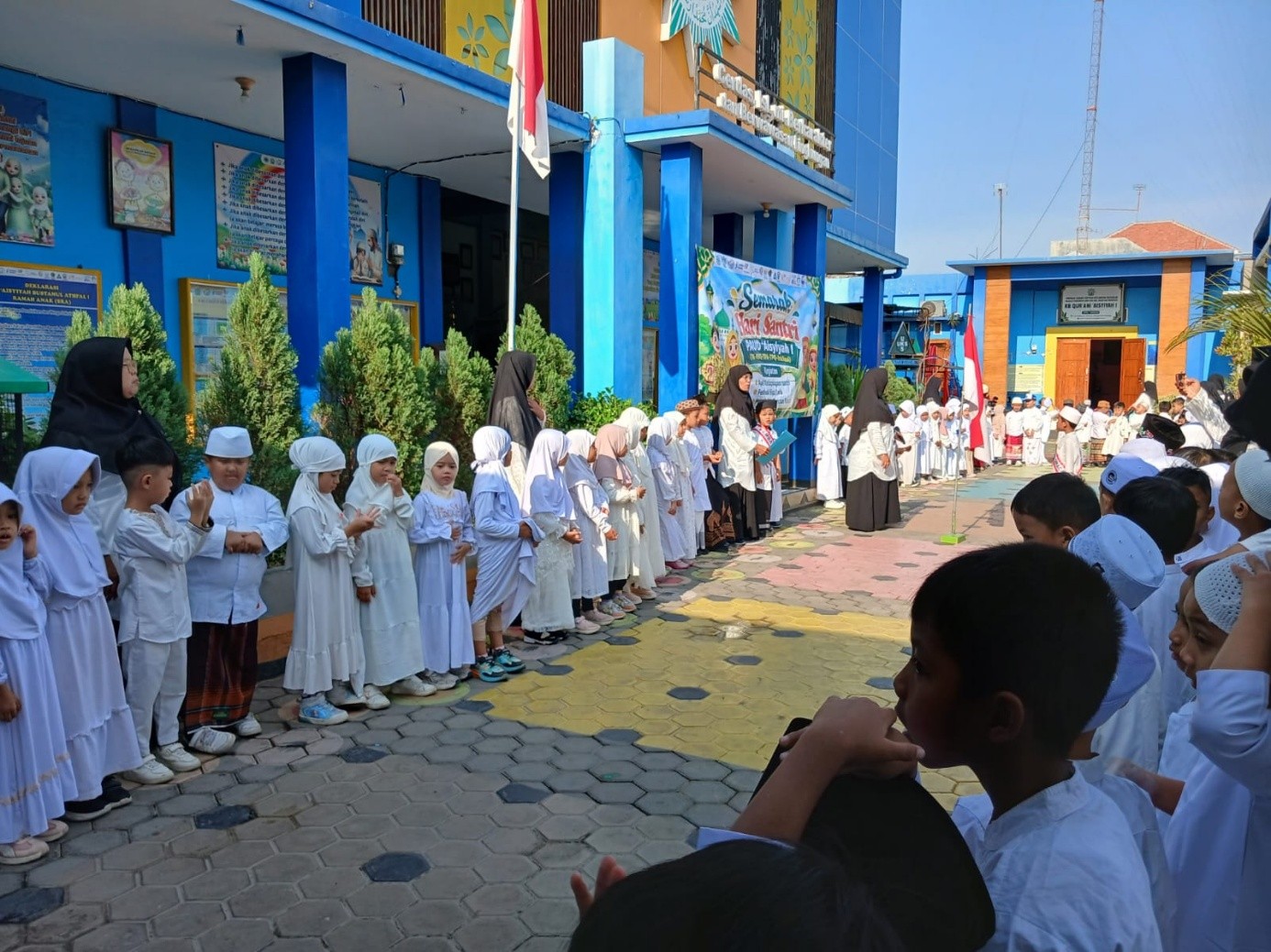 Tanamkan Karakter Santri Sejak Dini: PAUD Aisyiyah I Probolinggo Gelar Tiga Kegiatan Edukatif Peringatan Hari Santri
